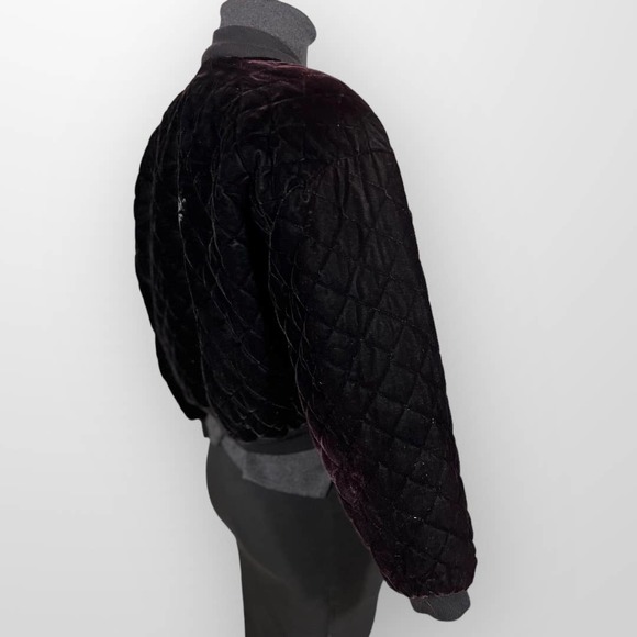 Small Vintage Velvet Bomber Crop DiamondQuilted Pockets Satin Fuchsia Lining - Picture 8 of 9